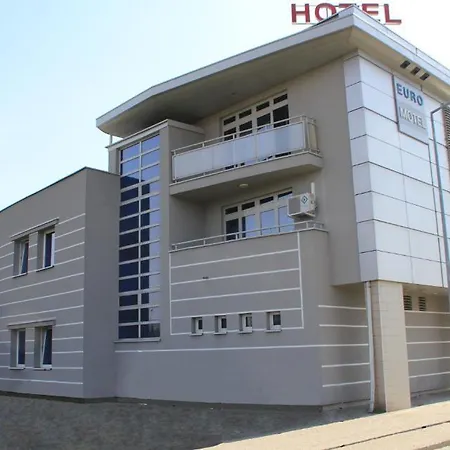 Eurohotel לינה וארוחת בוקר 3*